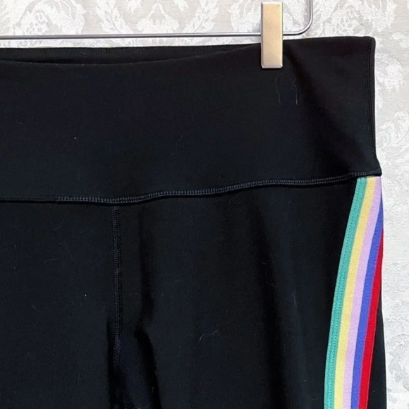 Old Navy Active Women’s Black Leggings With Rainbow Side Stripe PETITE SIZE XL - Picture 2 of 6